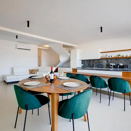 Apartment Stylish Duplex In A Tranquil Area *